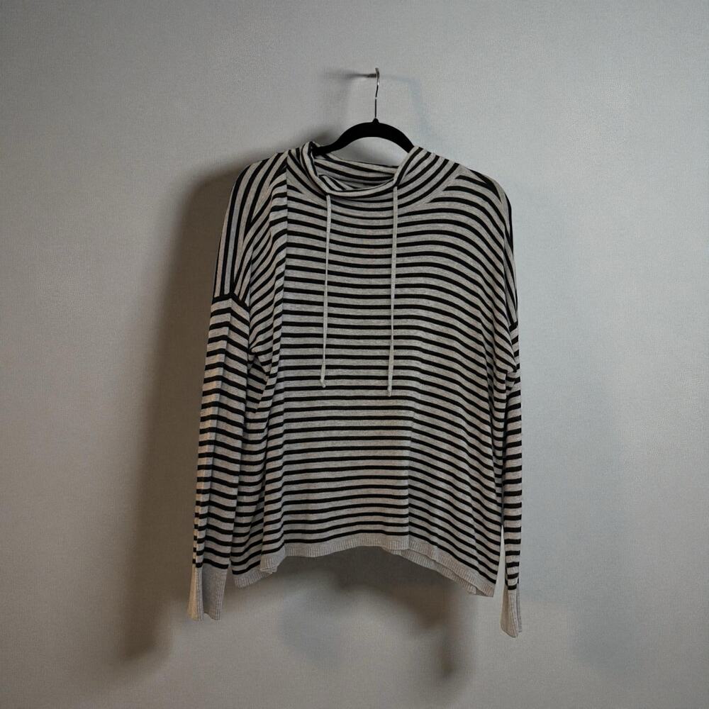 Eileen Fisher funnel neck sweater. Size Large.